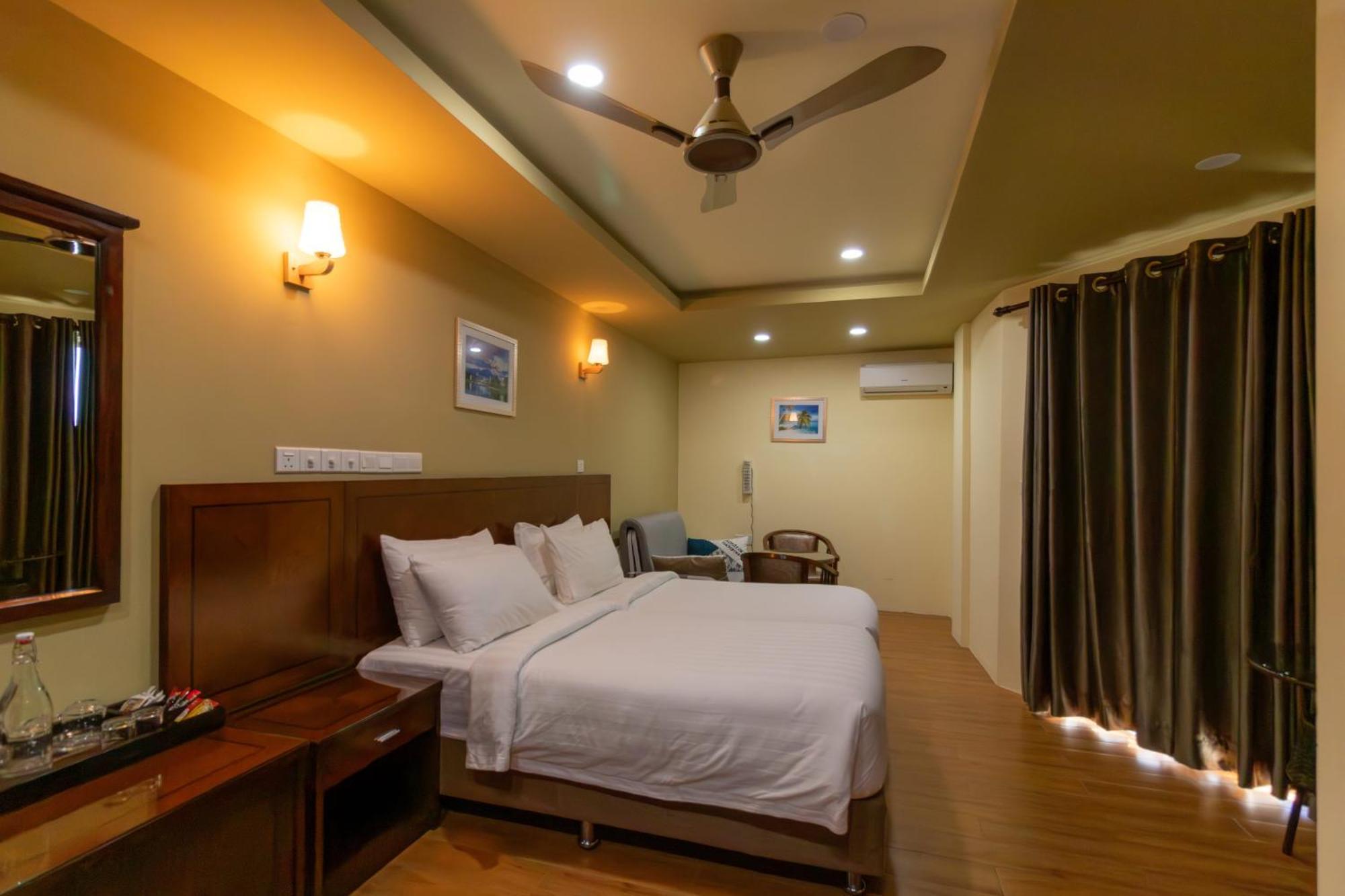 Blue Wave Hotel Maldives- Same Sea, Same Sand Same Sun Like Resorts Kudahuvadhoo Εξωτερικό φωτογραφία