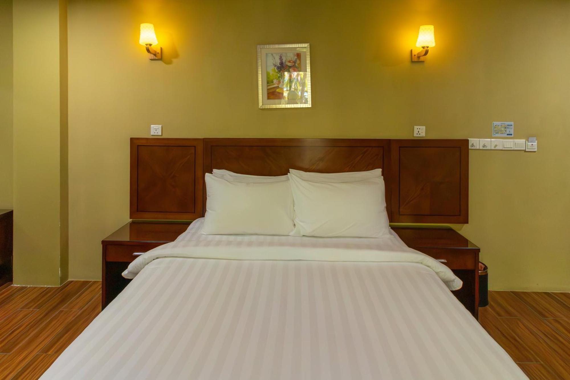 Blue Wave Hotel Maldives- Same Sea, Same Sand Same Sun Like Resorts Kudahuvadhoo Εξωτερικό φωτογραφία